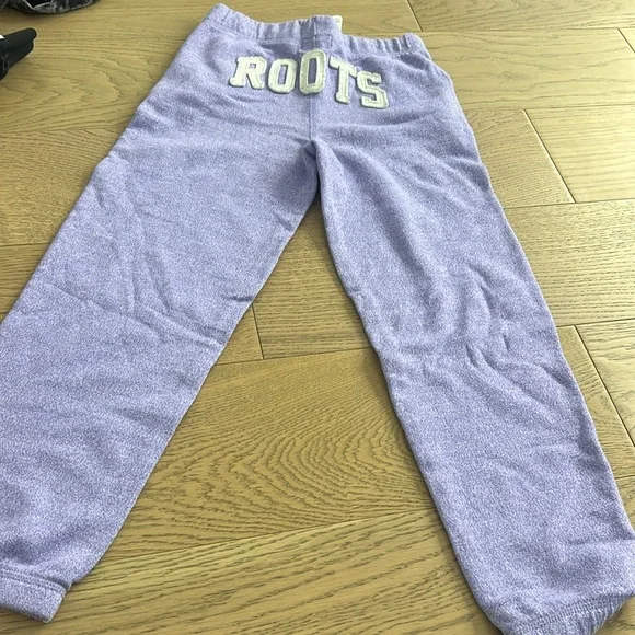 Girls Roots sweatpants - Picture 2 of 4